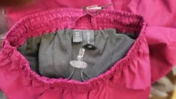 Color Kids Regenhose Outdoorhose Ohne Träger Atmungsaktiv Mit Gummibund -Kinderbekleidungs Geschäft color kids kinderregenhose pink 2 1280x1280 1
